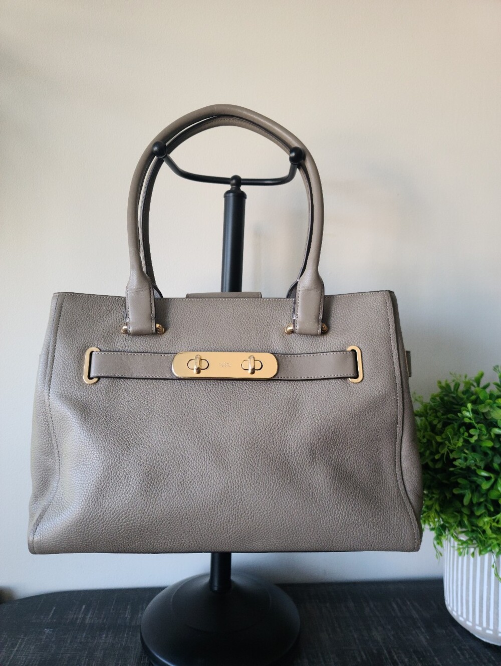 Coach Taupe Pebbled Leather Swagger Carryall Shoulder Bag #F36488 - Picture 7 of 12